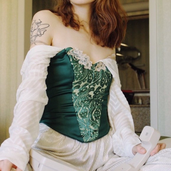 Vintage Tops - Vintage Corset 🥀